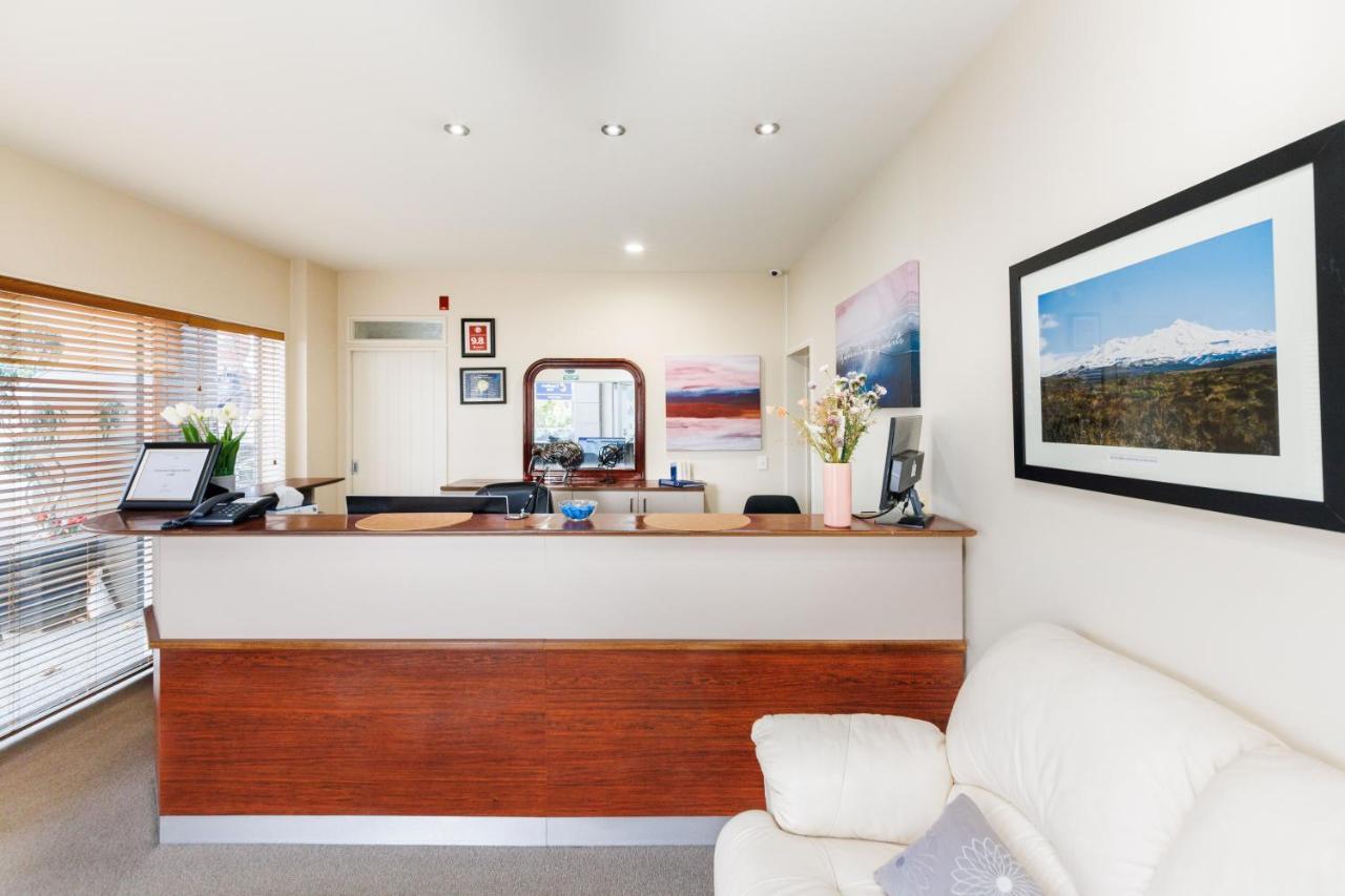 Fitzherbert Regency Motor Lodge Palmerston North Buitenkant foto