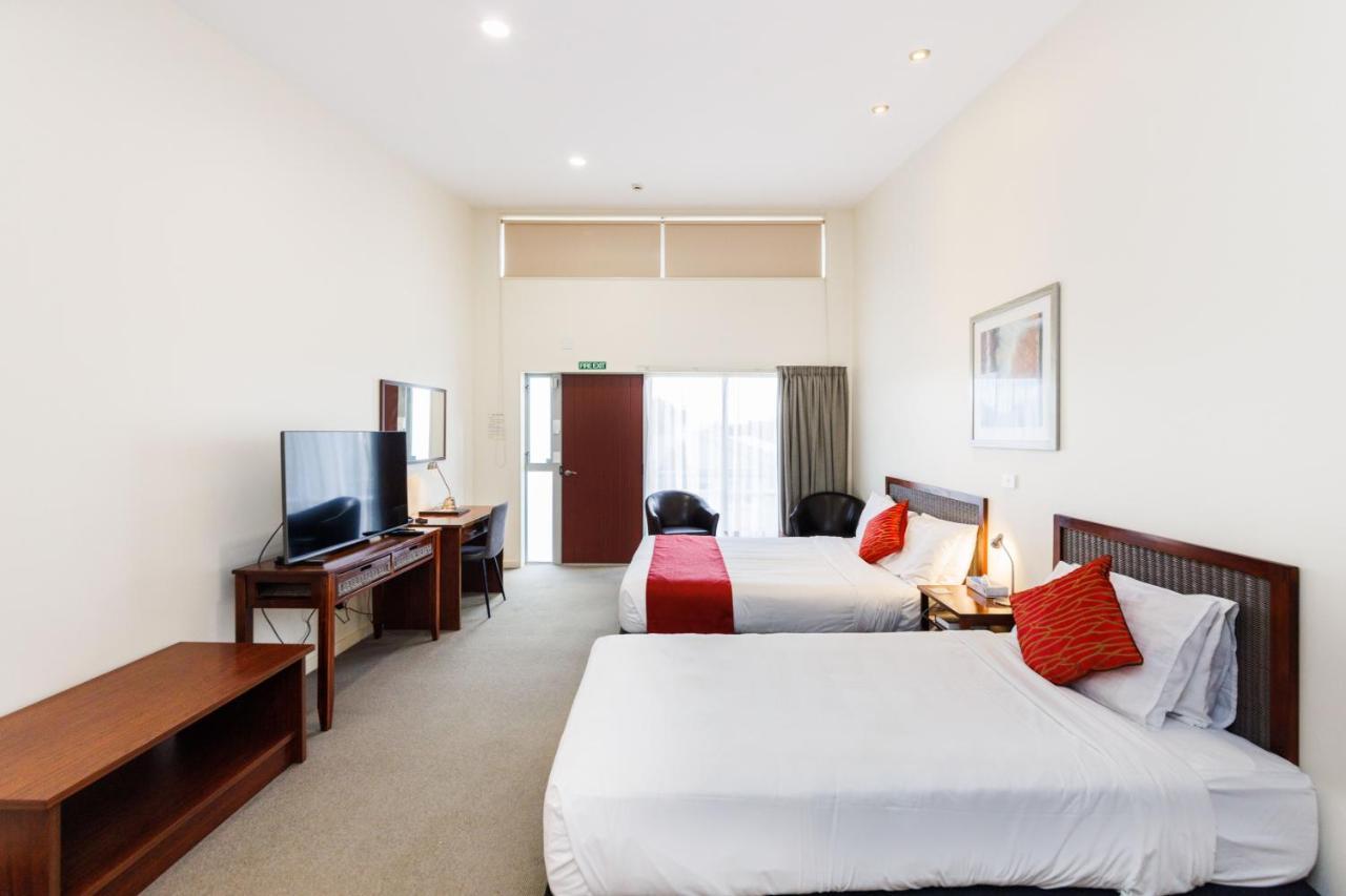 Fitzherbert Regency Motor Lodge Palmerston North Buitenkant foto
