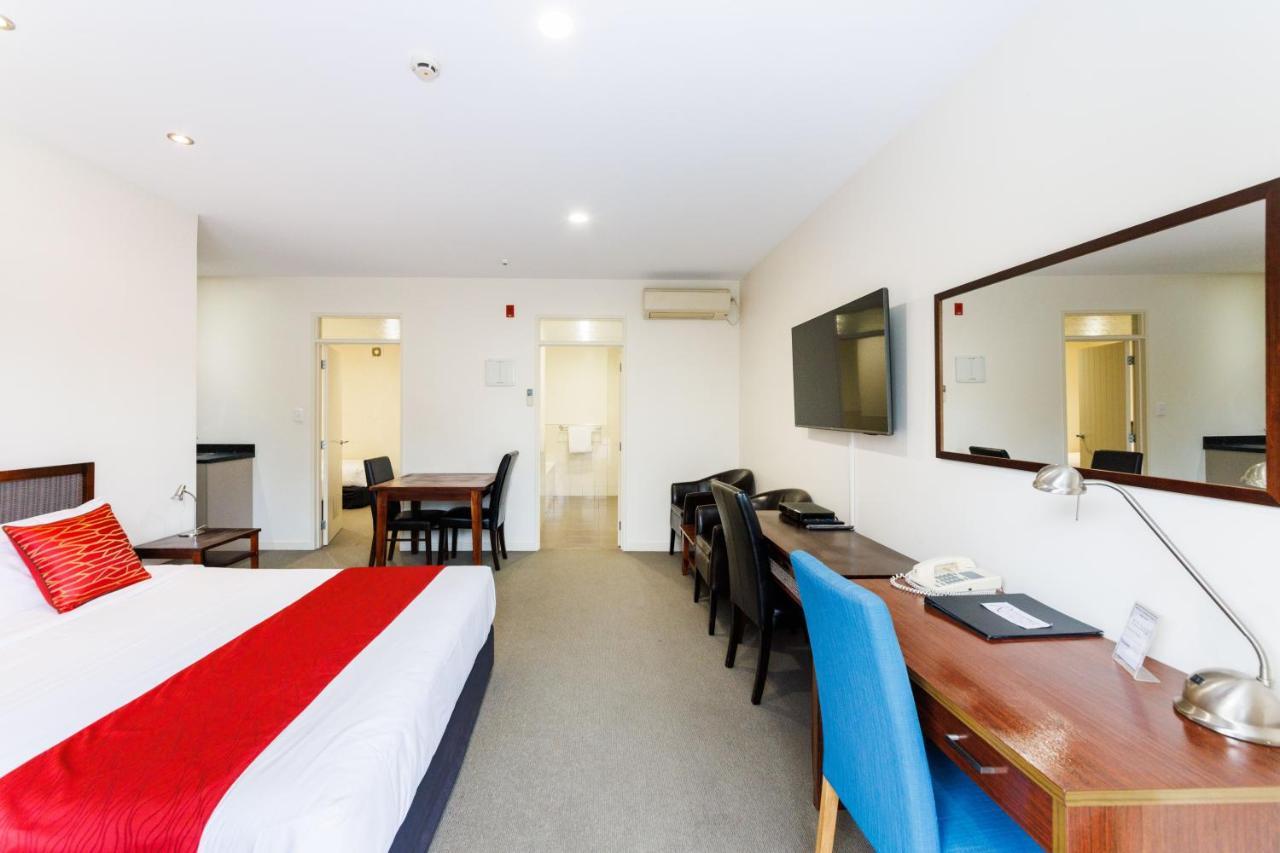 Fitzherbert Regency Motor Lodge Palmerston North Buitenkant foto