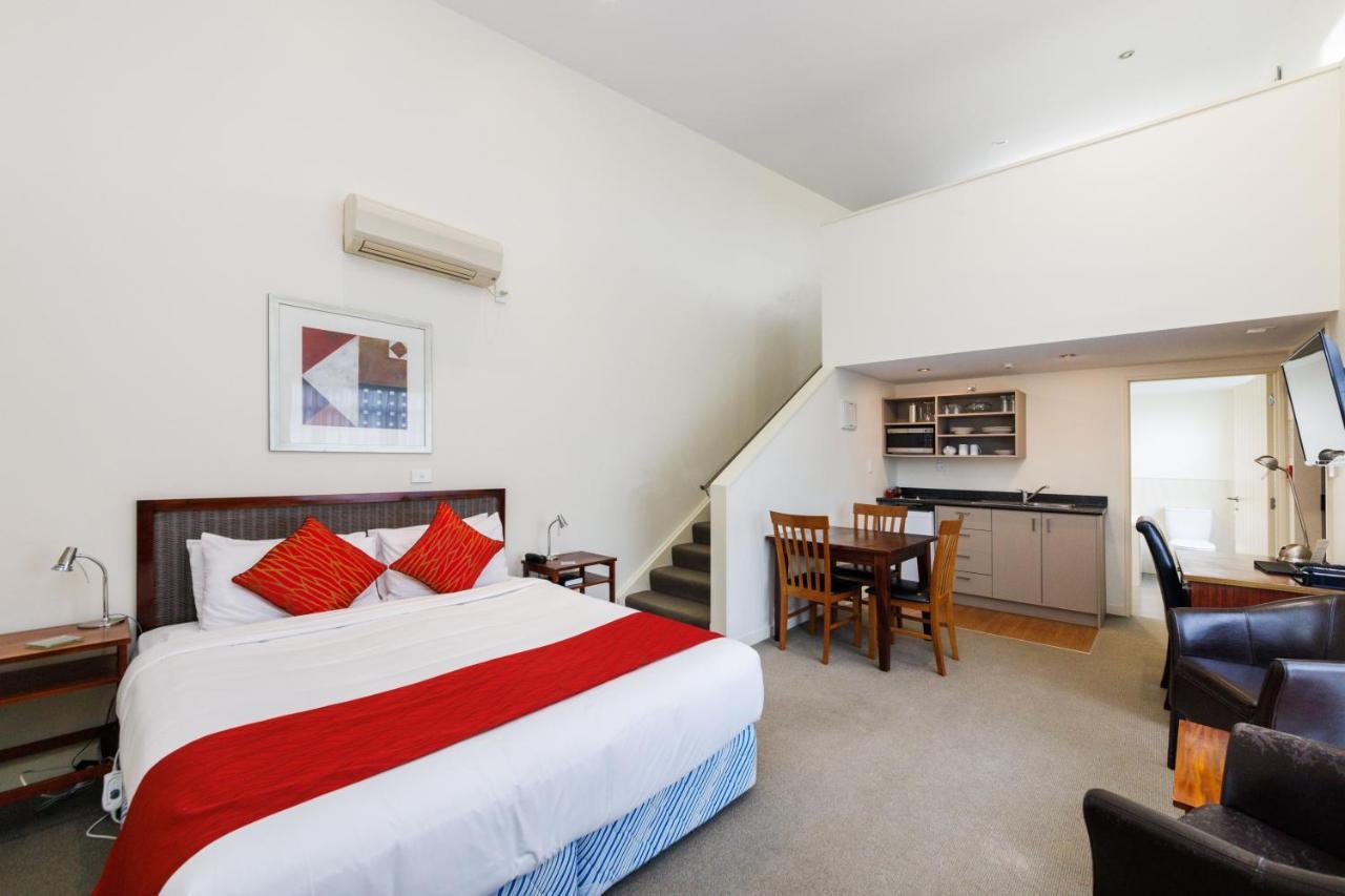 Fitzherbert Regency Motor Lodge Palmerston North Buitenkant foto
