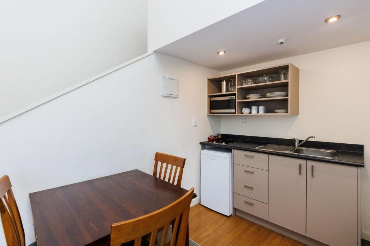 Fitzherbert Regency Motor Lodge Palmerston North Buitenkant foto