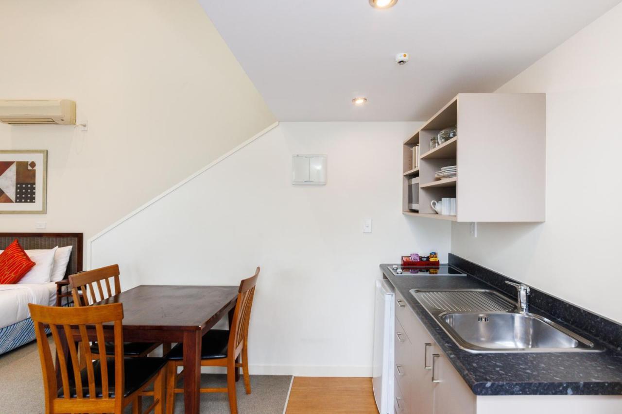 Fitzherbert Regency Motor Lodge Palmerston North Buitenkant foto
