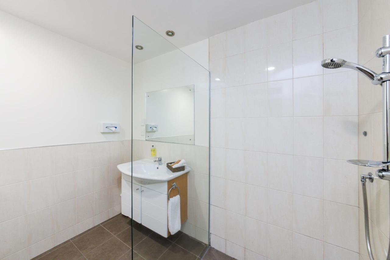 Fitzherbert Regency Motor Lodge Palmerston North Buitenkant foto